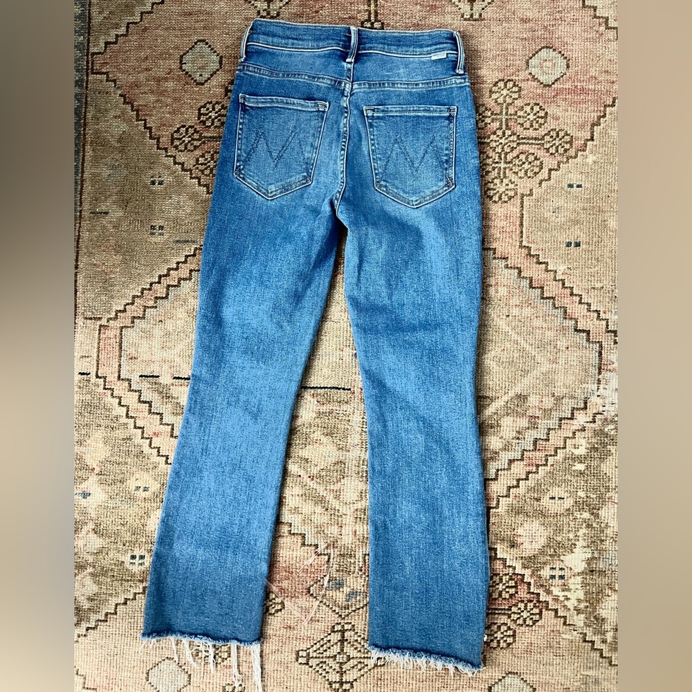 Mother Denim  - Insider Crop Step Fray - Out Of The Blue - Picture 5 of 8